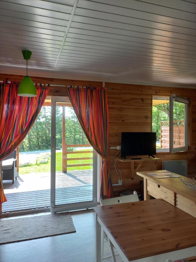 Chalet 2 Pers. + Bebe Montolieu Екстериор снимка