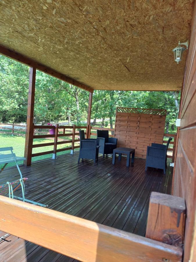 Chalet 2 Pers. + Bebe Montolieu Екстериор снимка